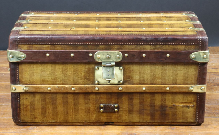 Steamer Trunk from Louis Vuitton for sale at Pamono
